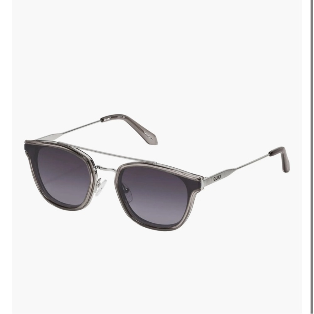 Quay Gray/Smoke Get Away Women’s/Men’s Sunglasses